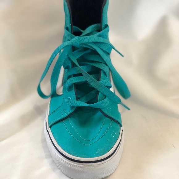 (SOLD) Vans Hi-Tops Teal with Navy Soles - Picture 6 of 6